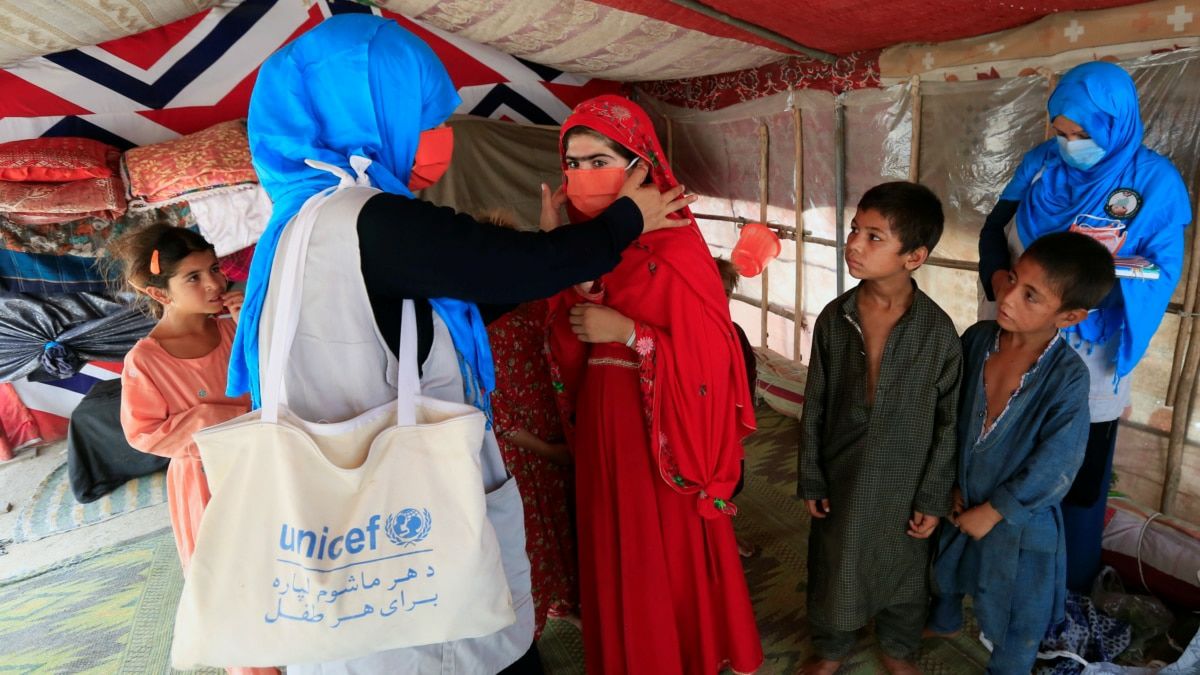Stopping the Work of the UNICEF (Mobile Health and Nutrition Team) in Afghanistan Rudabe
