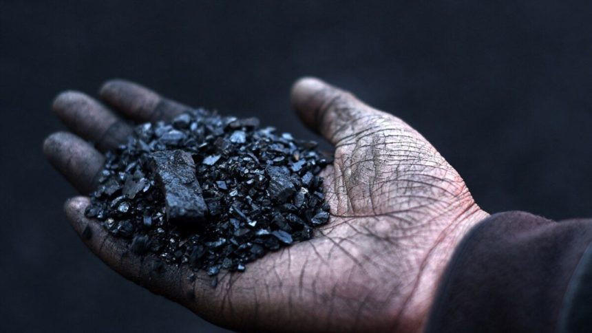 Reducing the Customs Duty of Coal Exports by the Taliban Group