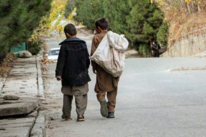 The Re-control of the Taliban Group Over the Country Has Forced a Large Number of Children to Work