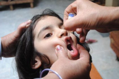 The Beginning of the Polio Vaccination Campaign for Children in the Northern Region of the Country