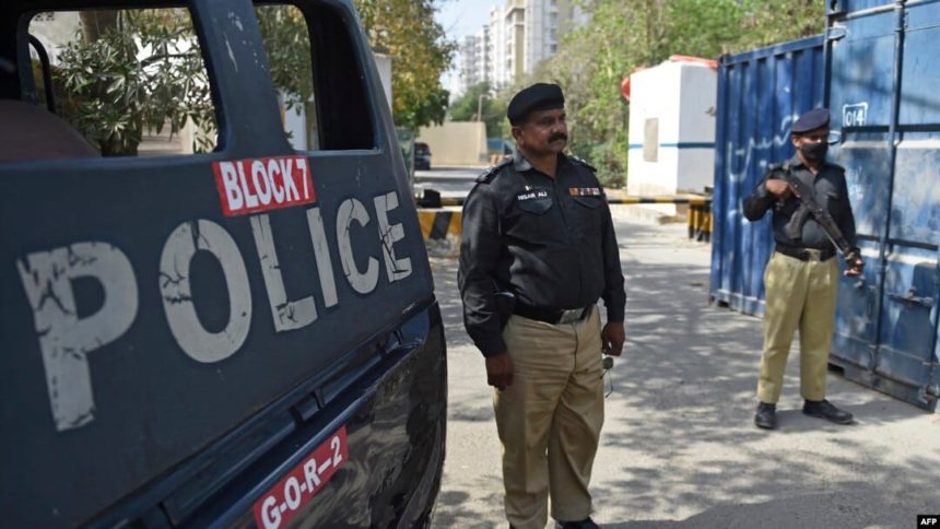 At Least 121 Afghanistani Immigrants were Arrested by the Pakistani Police in Karachi