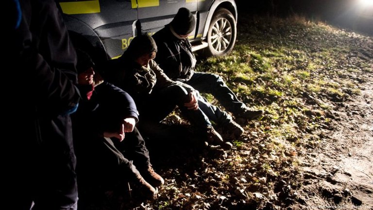 Serbian police apprehended four Afghanistani immigrants