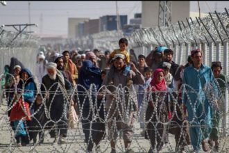 Pakistan's Expulsion of Afghanistani Refugees Puts Them at Risk of Taliban Captivity, Warns Human Rights Watch