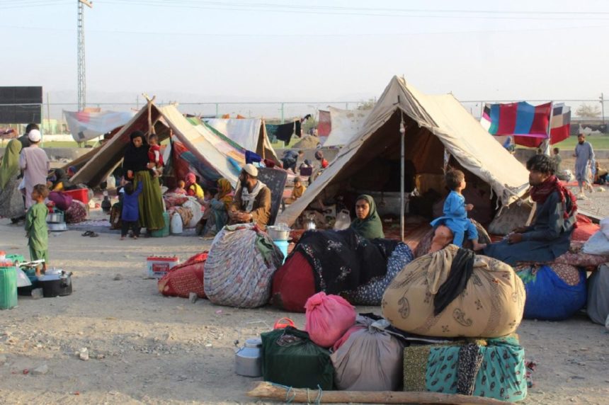 "Concerns Mount Over Afghanistani Refugee Pressures in Pakistan, Inching Towards an Urgent Crisis