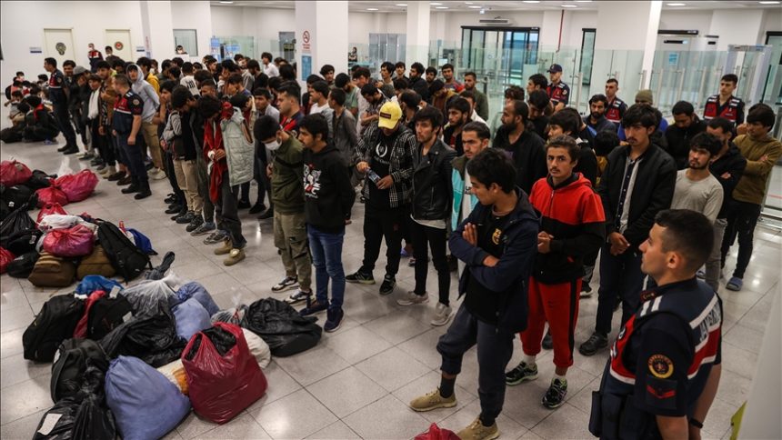 Turkish police: We have arrested 64 Afghanistani refugees