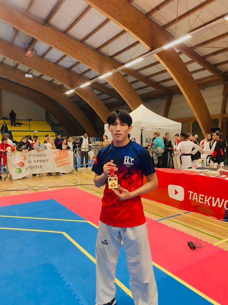 Afghanistani Athlete Asef Akhlaqi Becomes Taekwondo Champion in Switzerland