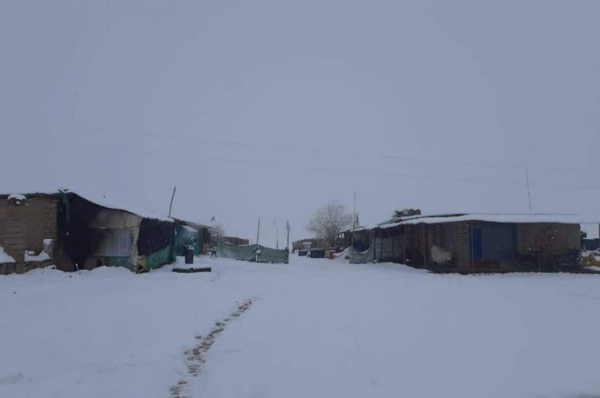 Local sources report heavy snowfall in Badakhshan province