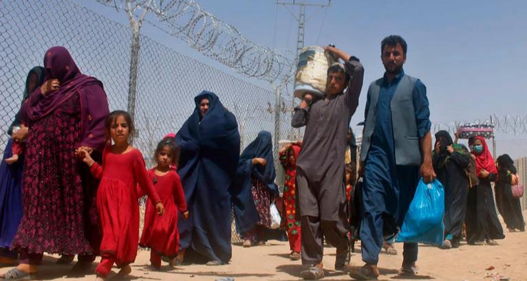 Over 1,000 Afghanistani migrants were expelled from Pakistan in a single day