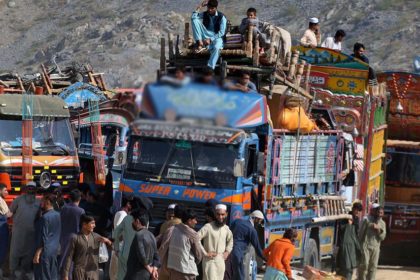 Pakistan Evicted Nearly Two Thousand Afghanistani Refugees in Single Day