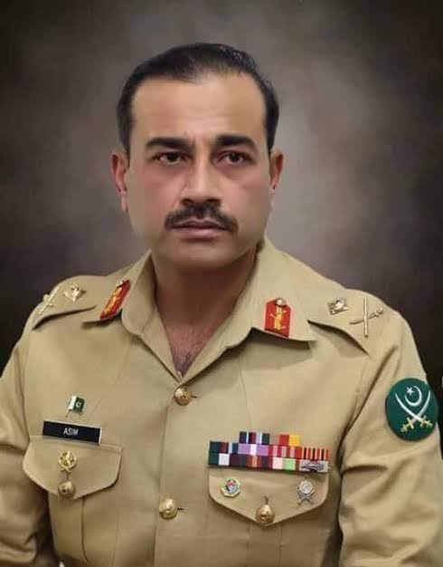 Pakistan Army Commander: Expelling Afghanistani Migrants from this Country is Humane and Honorable
