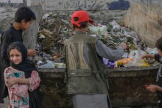 Save the Children Fund: Afghanistani Children Will Starve More Next Year