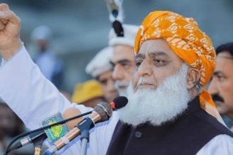 A Delegation Led by Moulana Fazal-ur-Rehman, president of Jamiat Ulema Pakistan , to Visit Kabul This Week