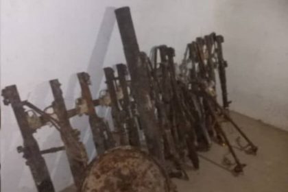 The Taliban announces the discovery of 20 different types of weapons in Farah province