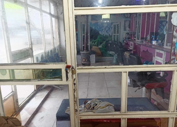Taliban Morality Police Close Down Men's Barbershop in Takhar Province